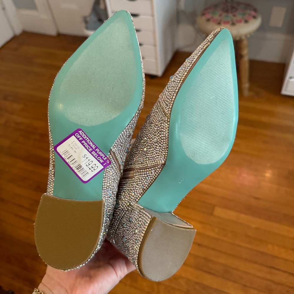 Betsey Johnson Kyla Bootie blue bottoms - Picture 4 of 5